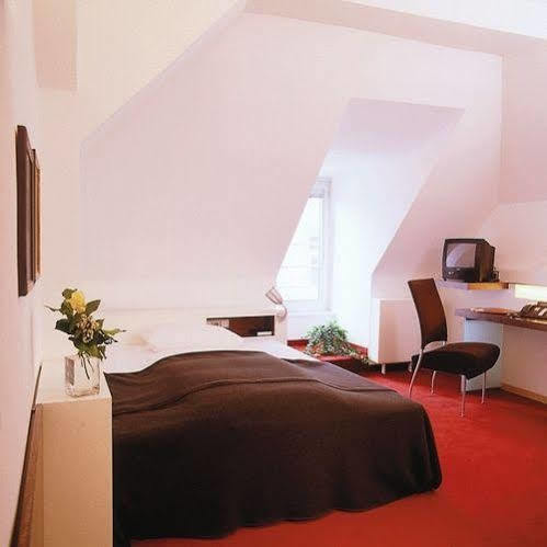 Elaya Hotel Hannover City ภายนอก รูปภาพ